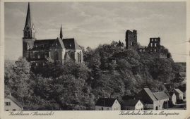 Hier geht es zur Karte mit dem Motiv 'Burgberg mit katholischer Kirche und Ruine'